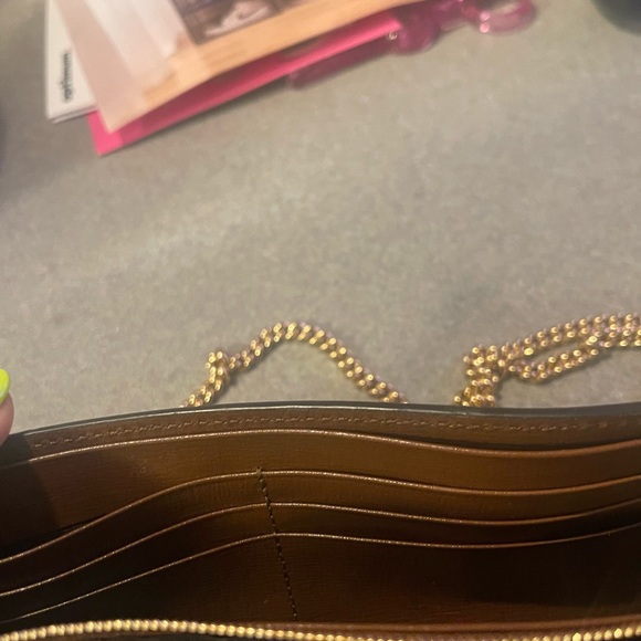 Authentic Gucci wallet on a chain bag. Great condition. - Picture 4 of 14